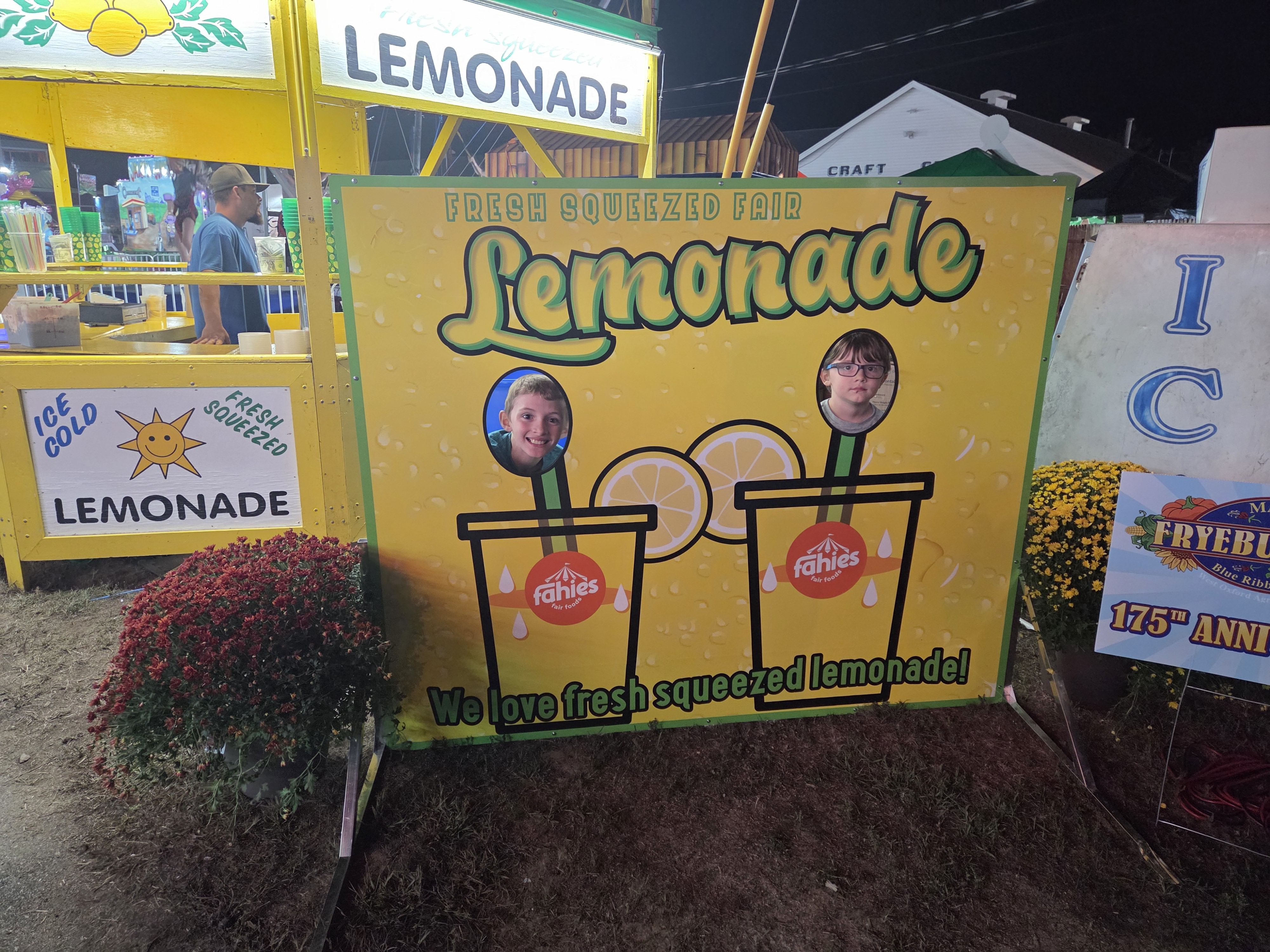 Sunsh girls at the fair
